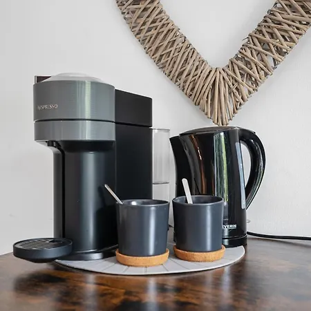 Apartment 3, Direkt Am Bahnhof *