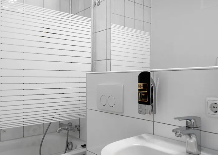 3, Direkt Am Bahnhof * Aquisgrano